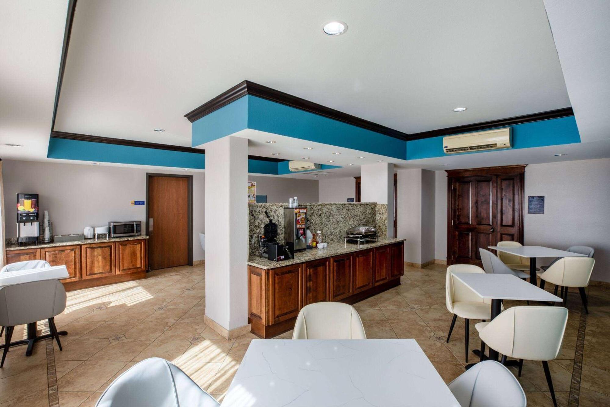 Days Inn By Wyndham Baton Rouge I-10 Prairieville Ngoại thất bức ảnh